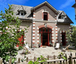 Jolie maison avec jardin proche du centre ville mais au calme comme à la campagne